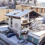 Tirola Stadl Hansl 公寓