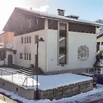 Tirola Stadl Hansl * 布里克森谷地霍普夫加尔滕